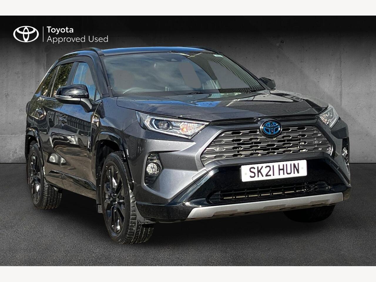 Main listing image - Toyota RAV4