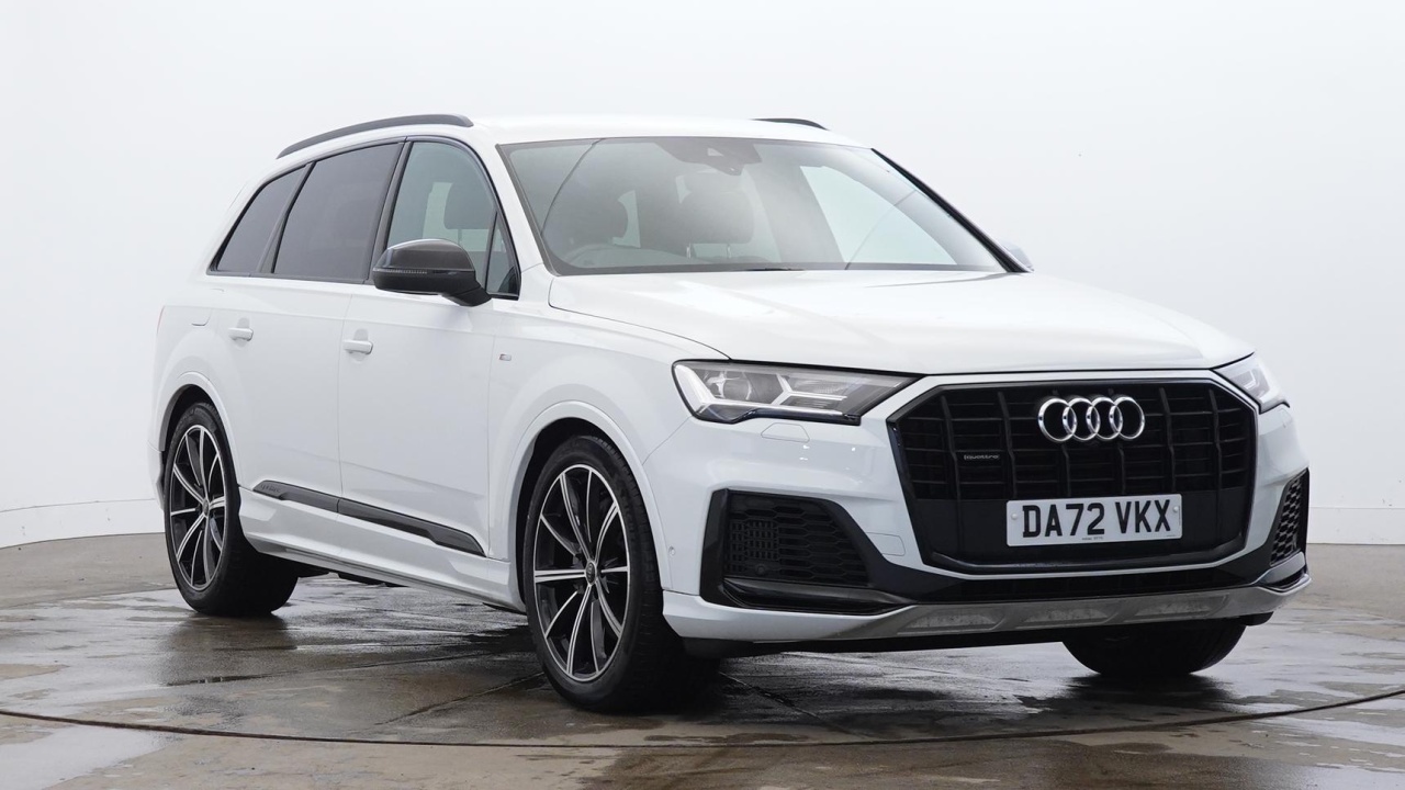 Main listing image - Audi Q7