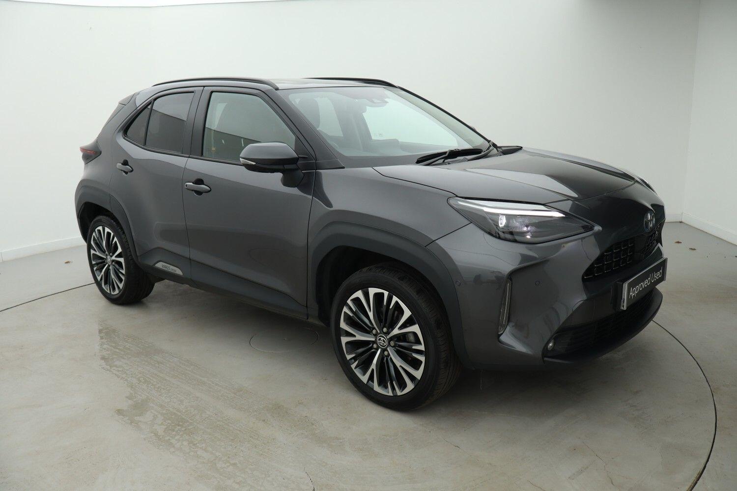 Main listing image - Toyota Yaris Cross