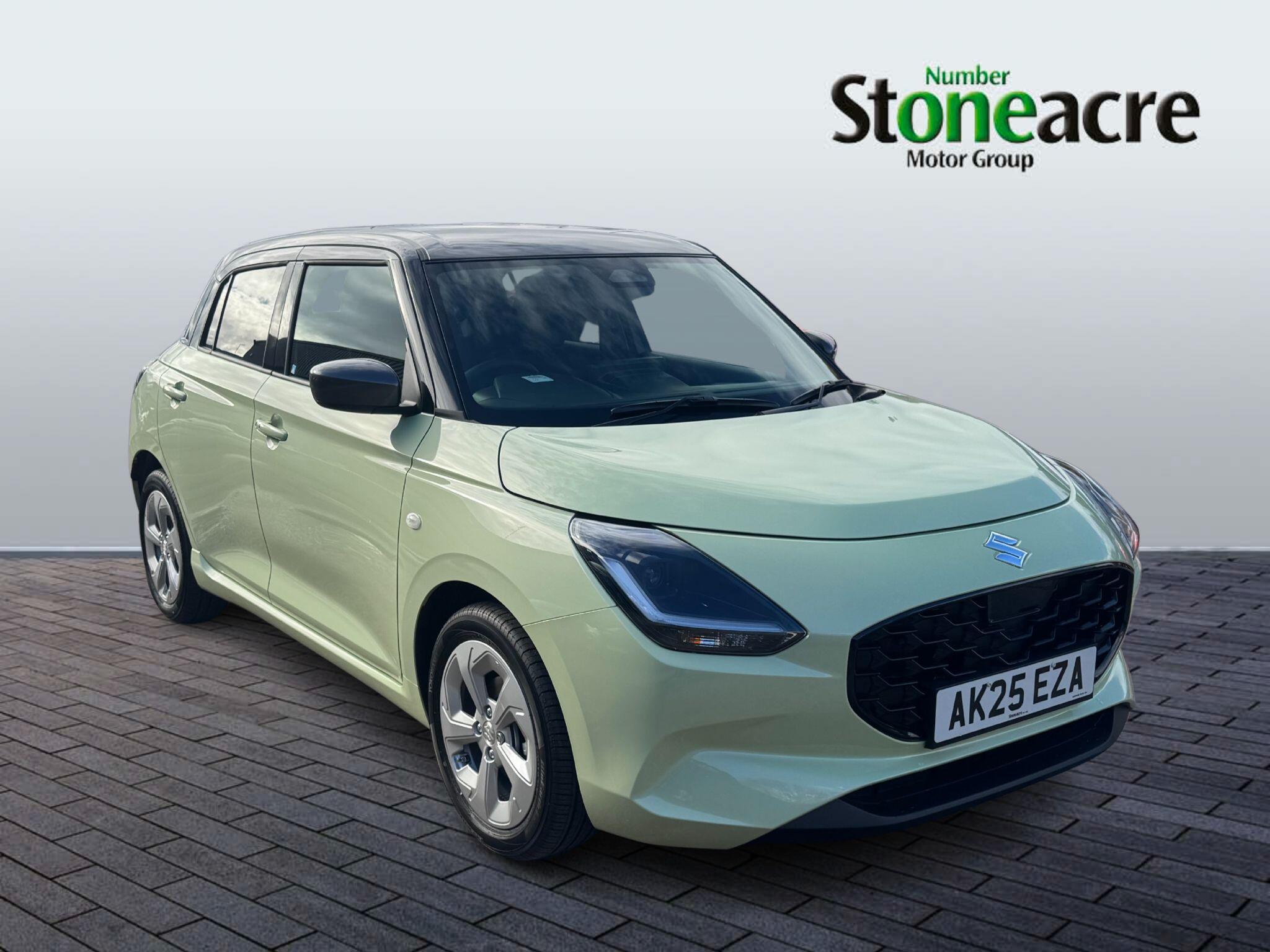 Main listing image - Suzuki Swift