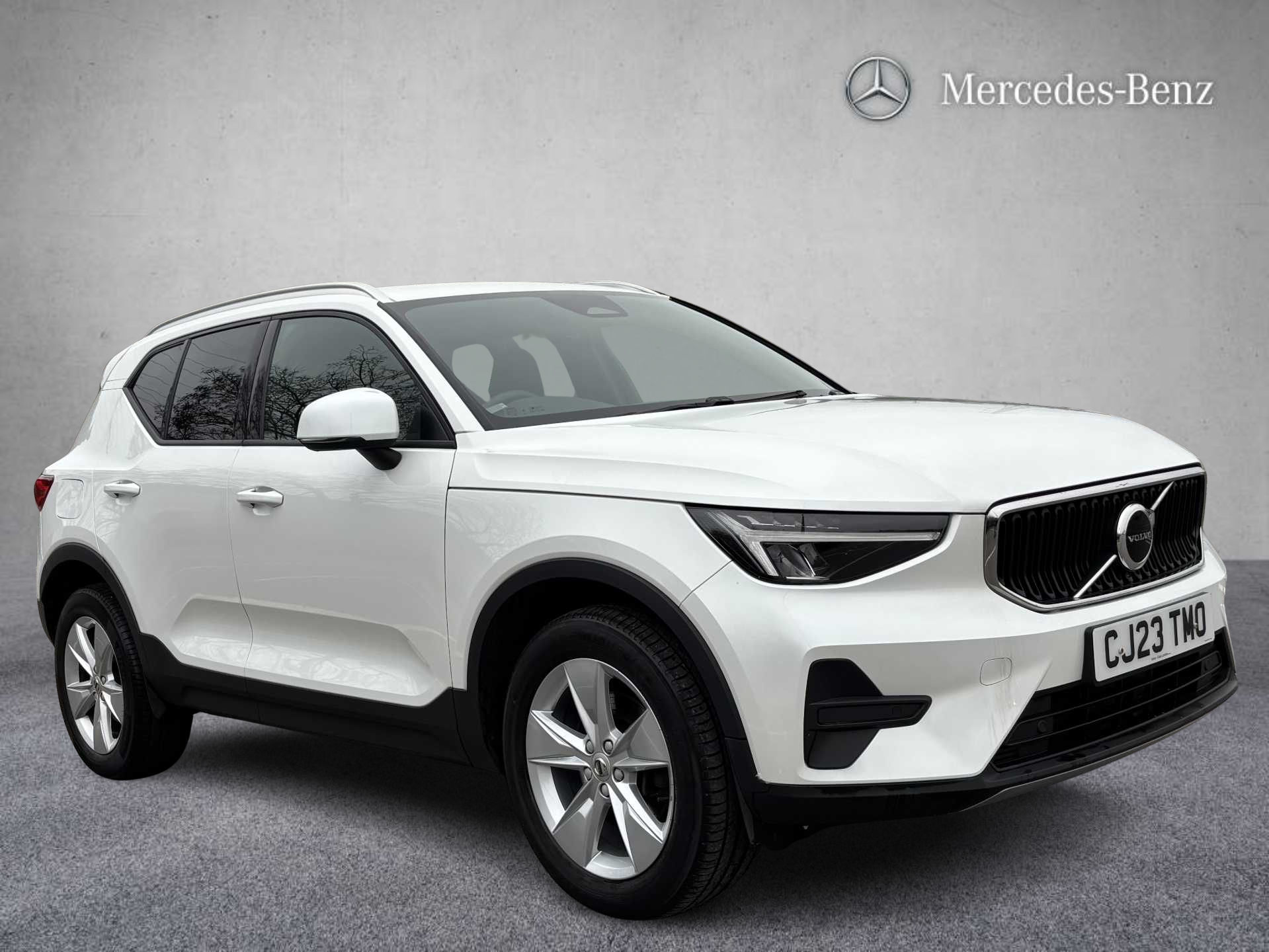 Main listing image - Volvo XC40