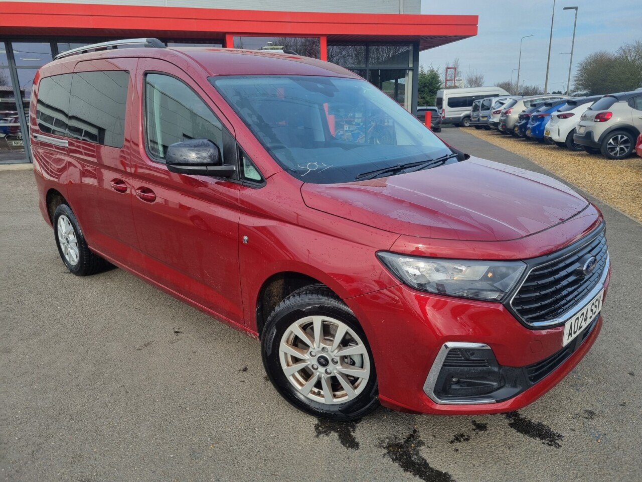 Main listing image - Ford Grand Tourneo Connect