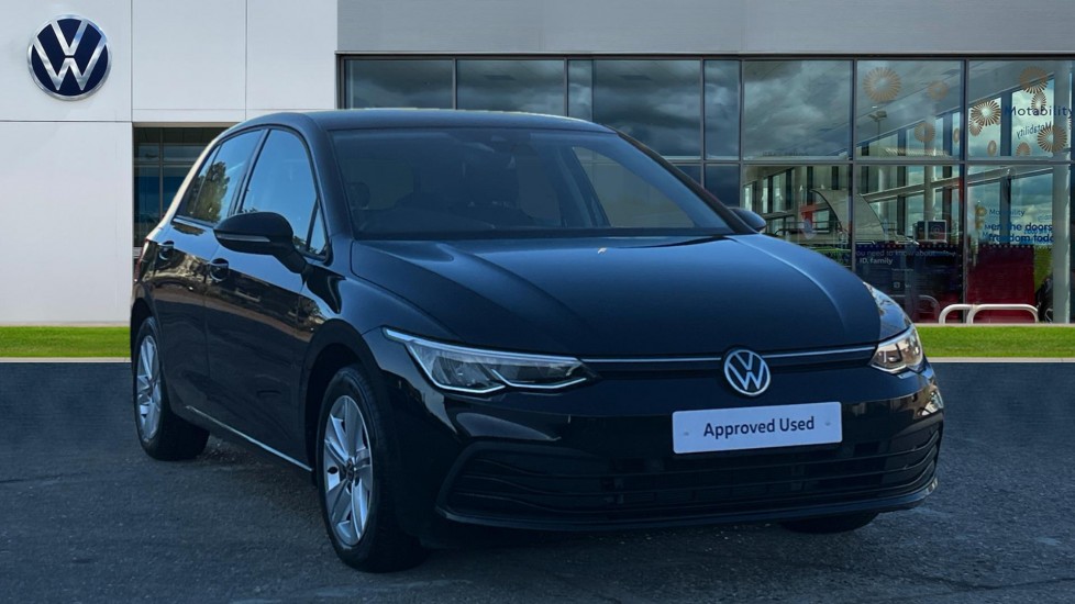 Main listing image - Volkswagen Golf