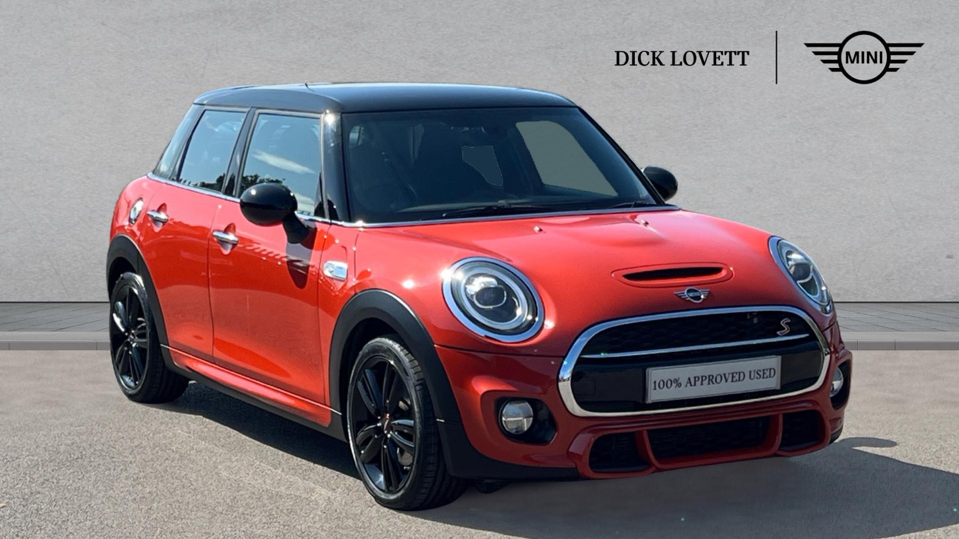 Main listing image - MINI Hatchback