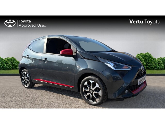 Main listing image - Toyota Aygo