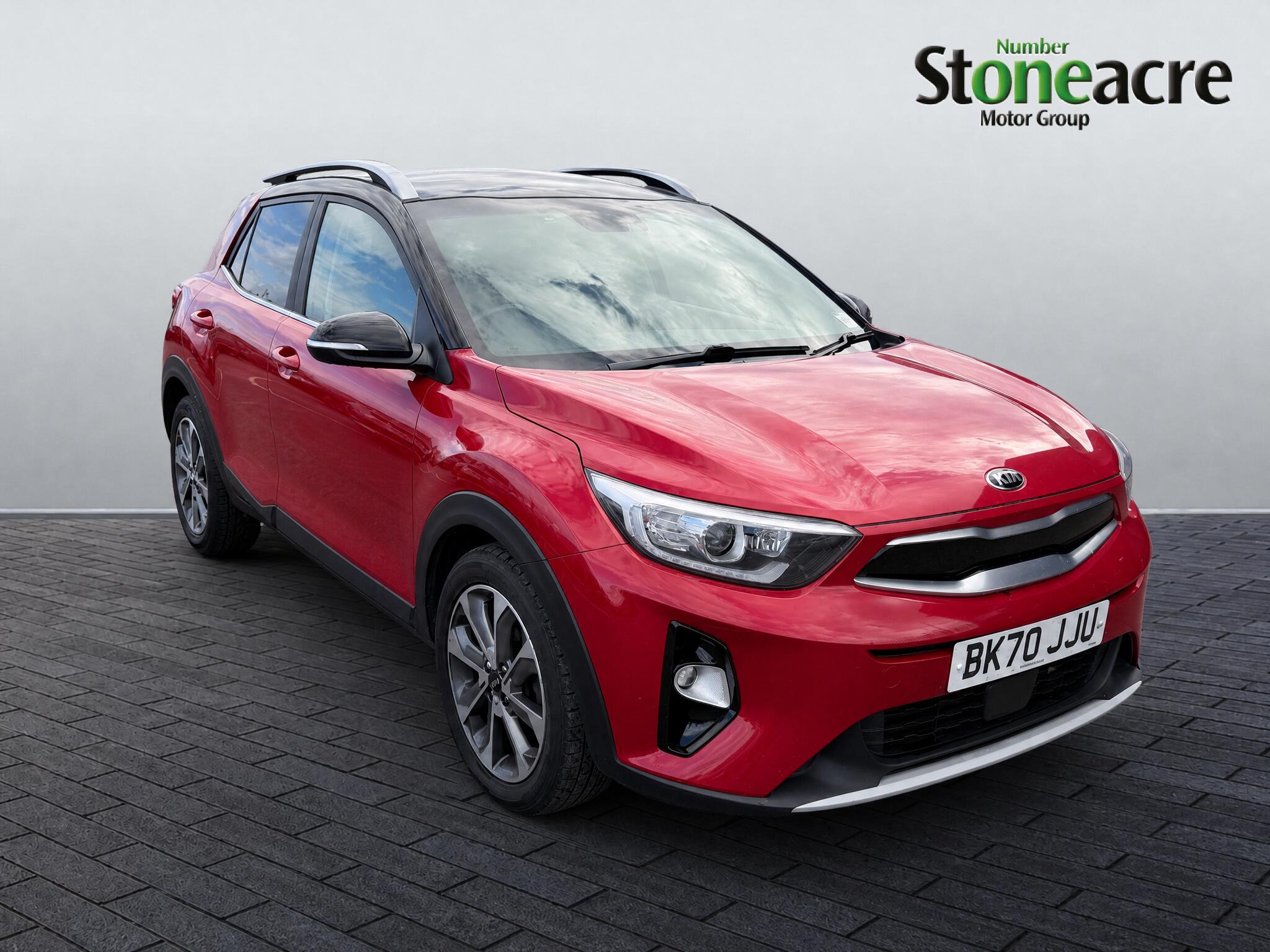 Main listing image - Kia Stonic