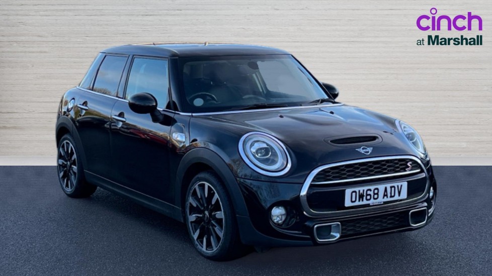 Main listing image - MINI Hatchback 5dr