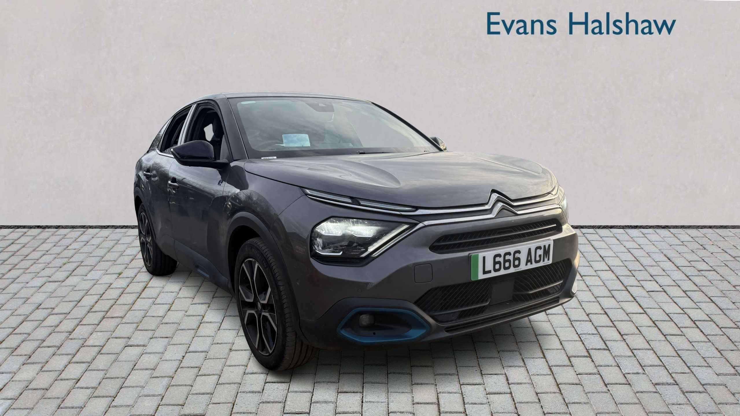 Main listing image - Citroen C4