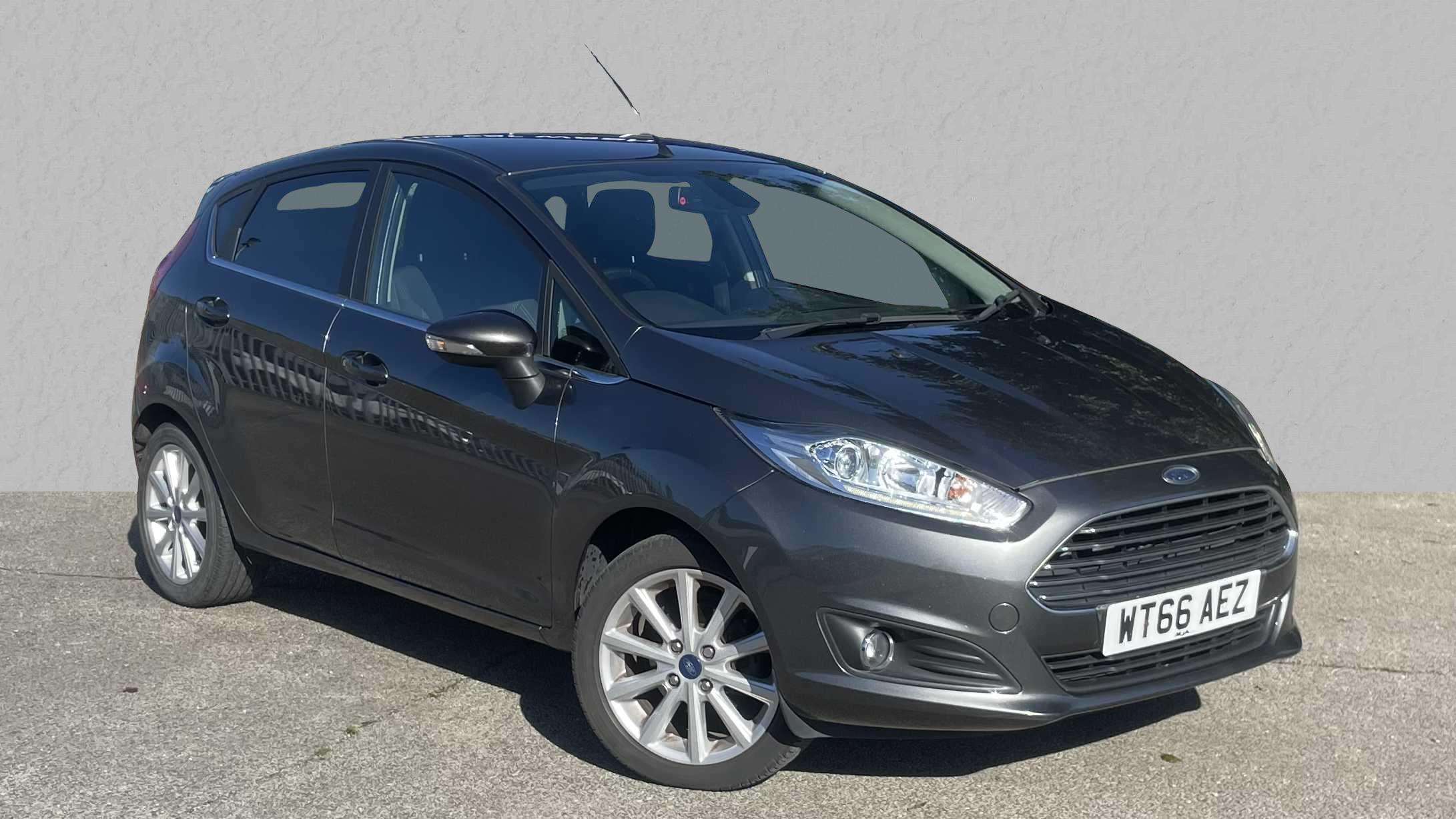 Main listing image - Ford Fiesta