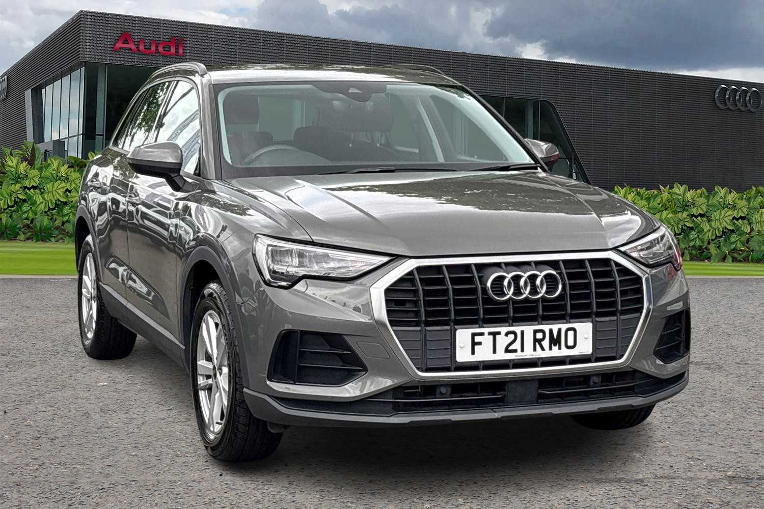 Main listing image - Audi Q3
