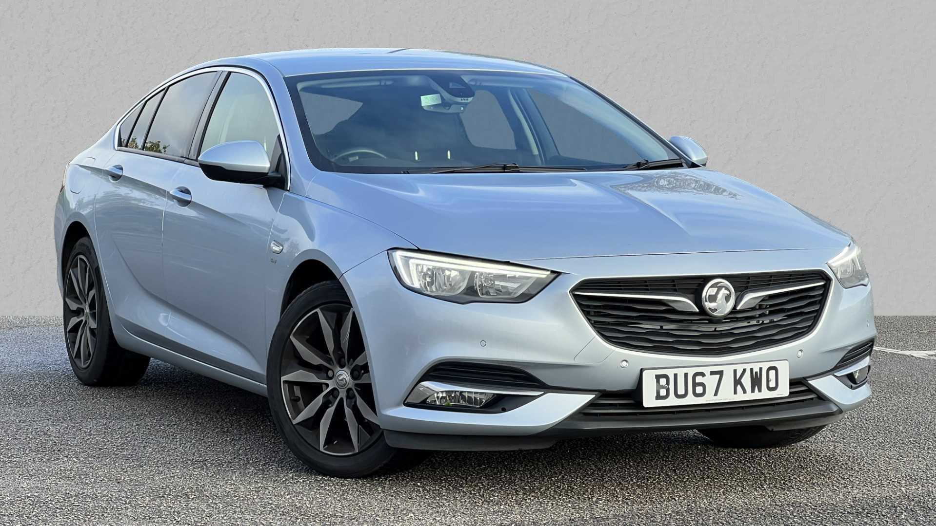 Main listing image - Vauxhall Insignia