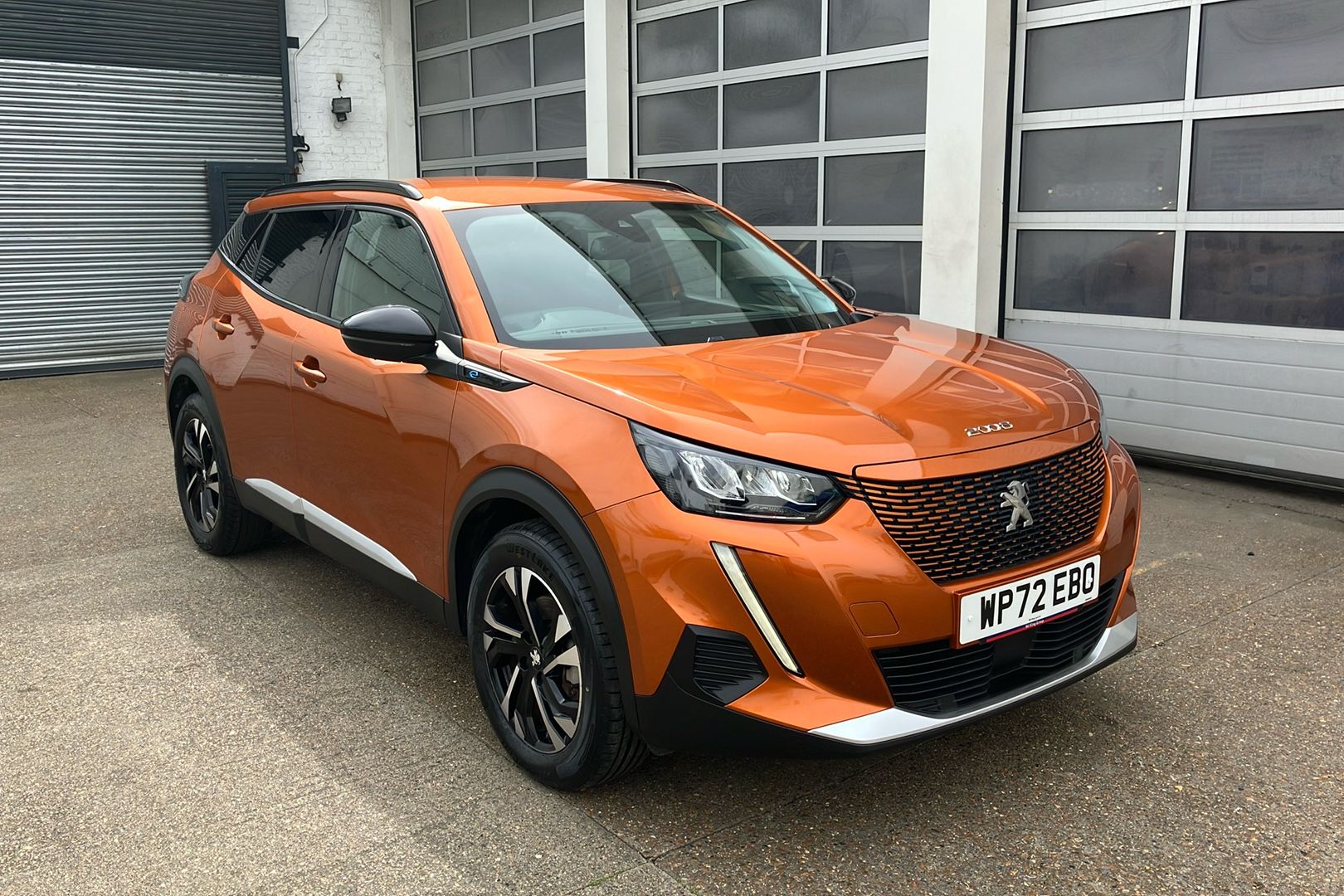 Main listing image - Peugeot e-2008