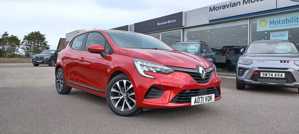 Main listing image - Renault Clio