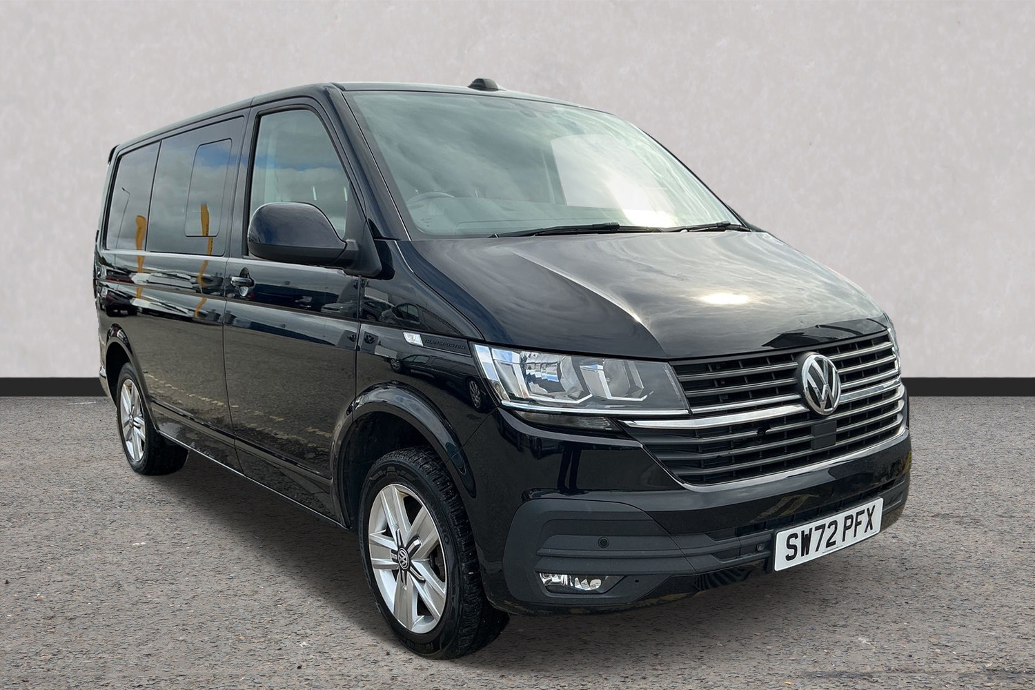 Main listing image - Volkswagen Transporter