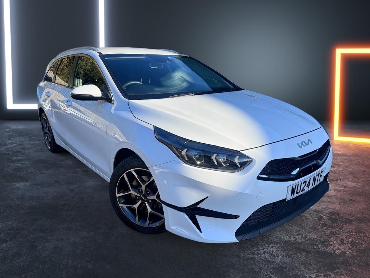 Main listing image - Kia Ceed SW