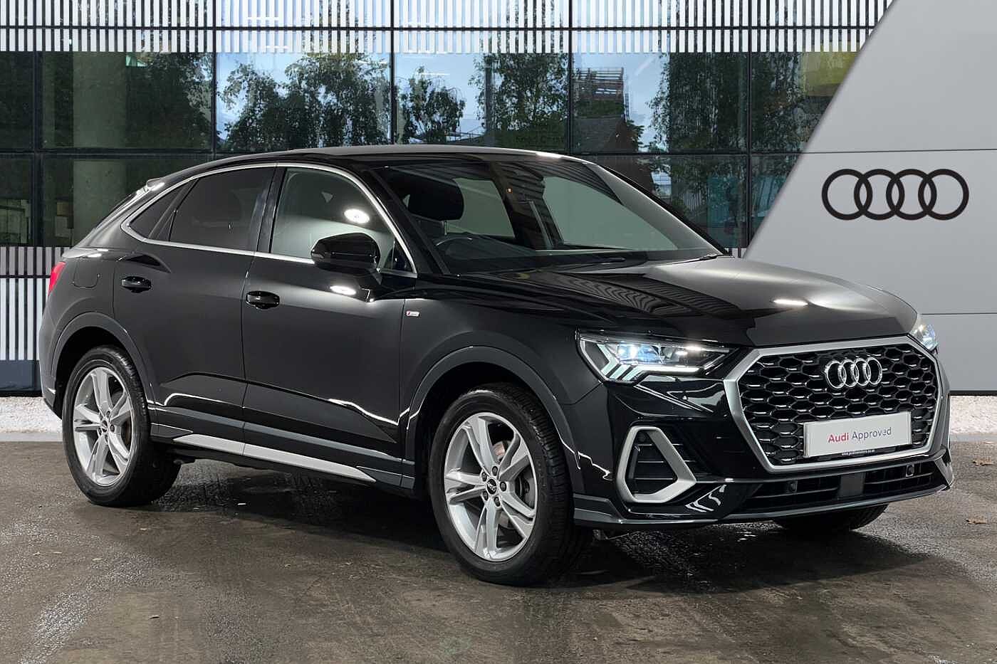 Main listing image - Audi Q3
