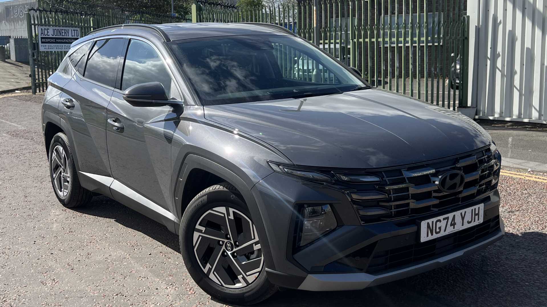 Main listing image - Hyundai Tucson
