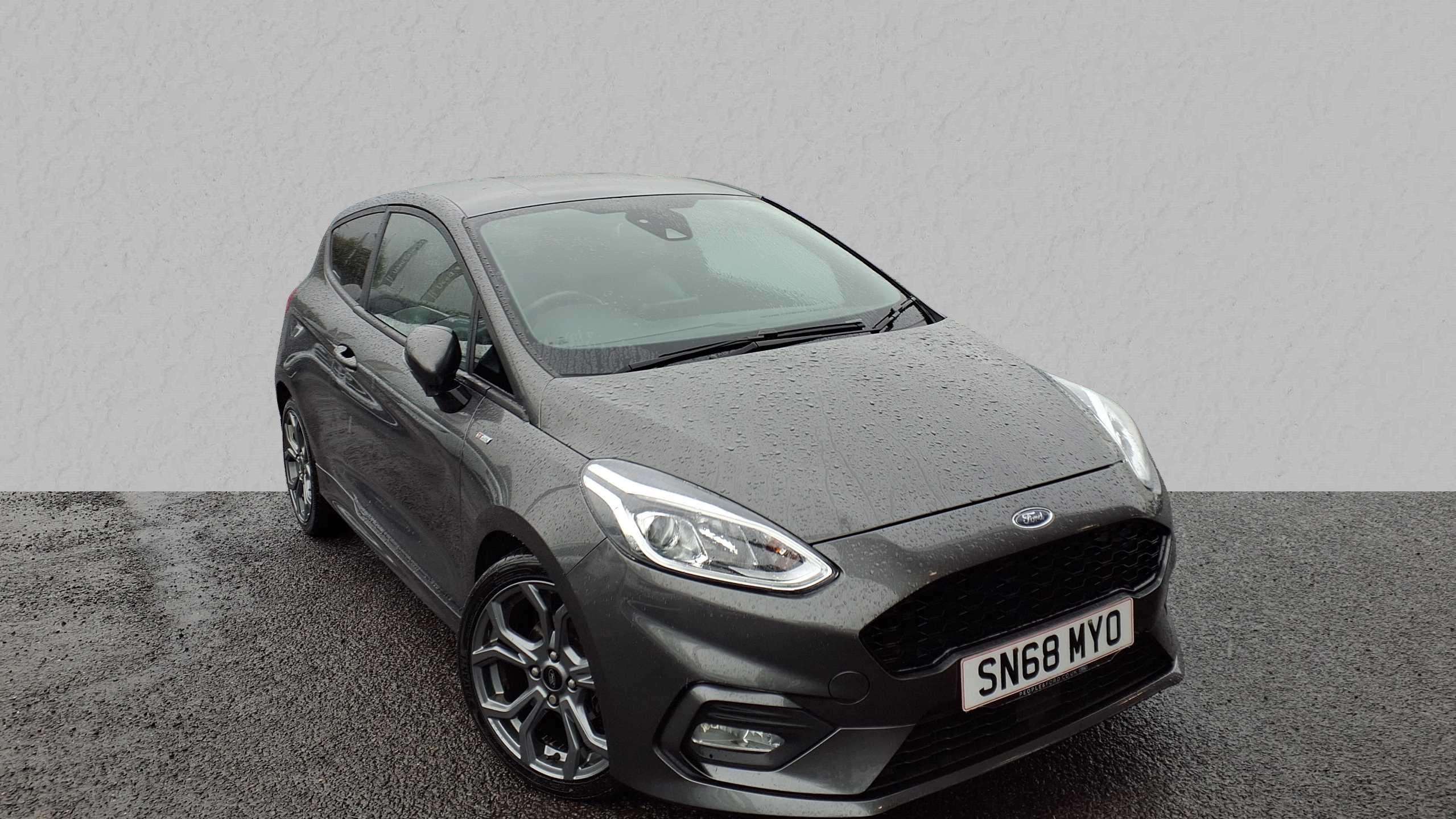 Main listing image - Ford Fiesta