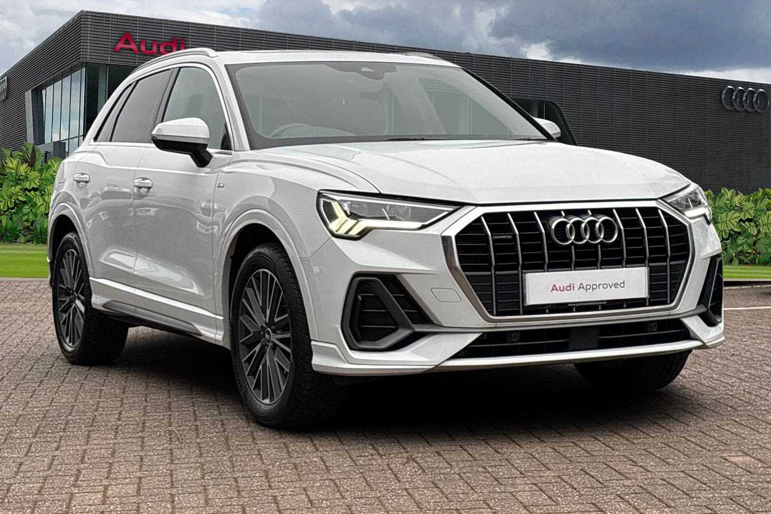 Main listing image - Audi Q3