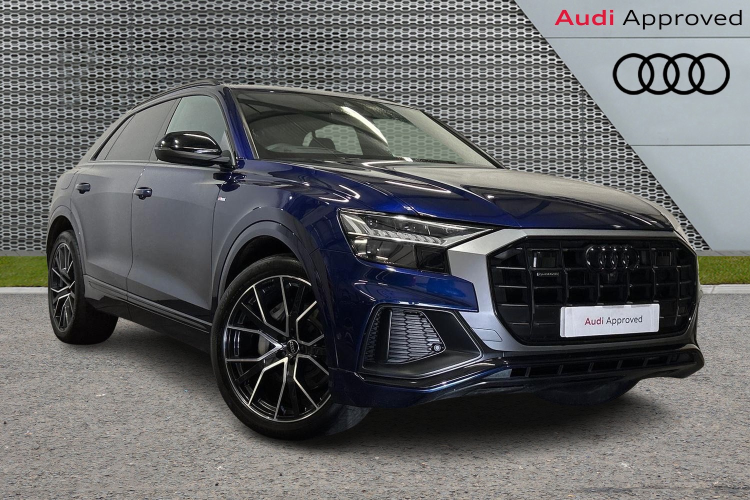 Main listing image - Audi Q8