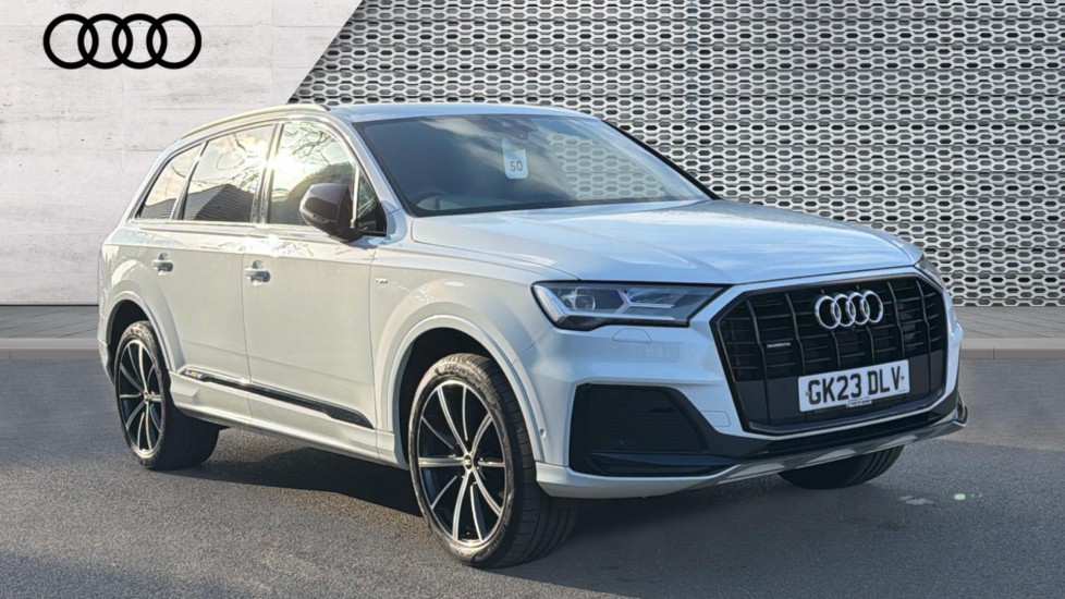 Main listing image - Audi Q7