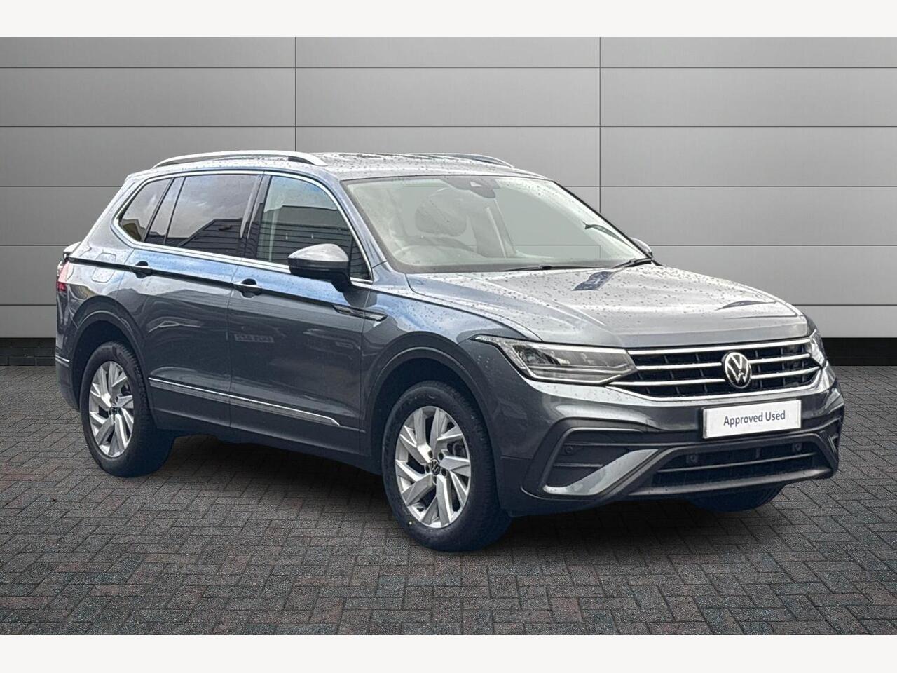 Main listing image - Volkswagen Tiguan Allspace
