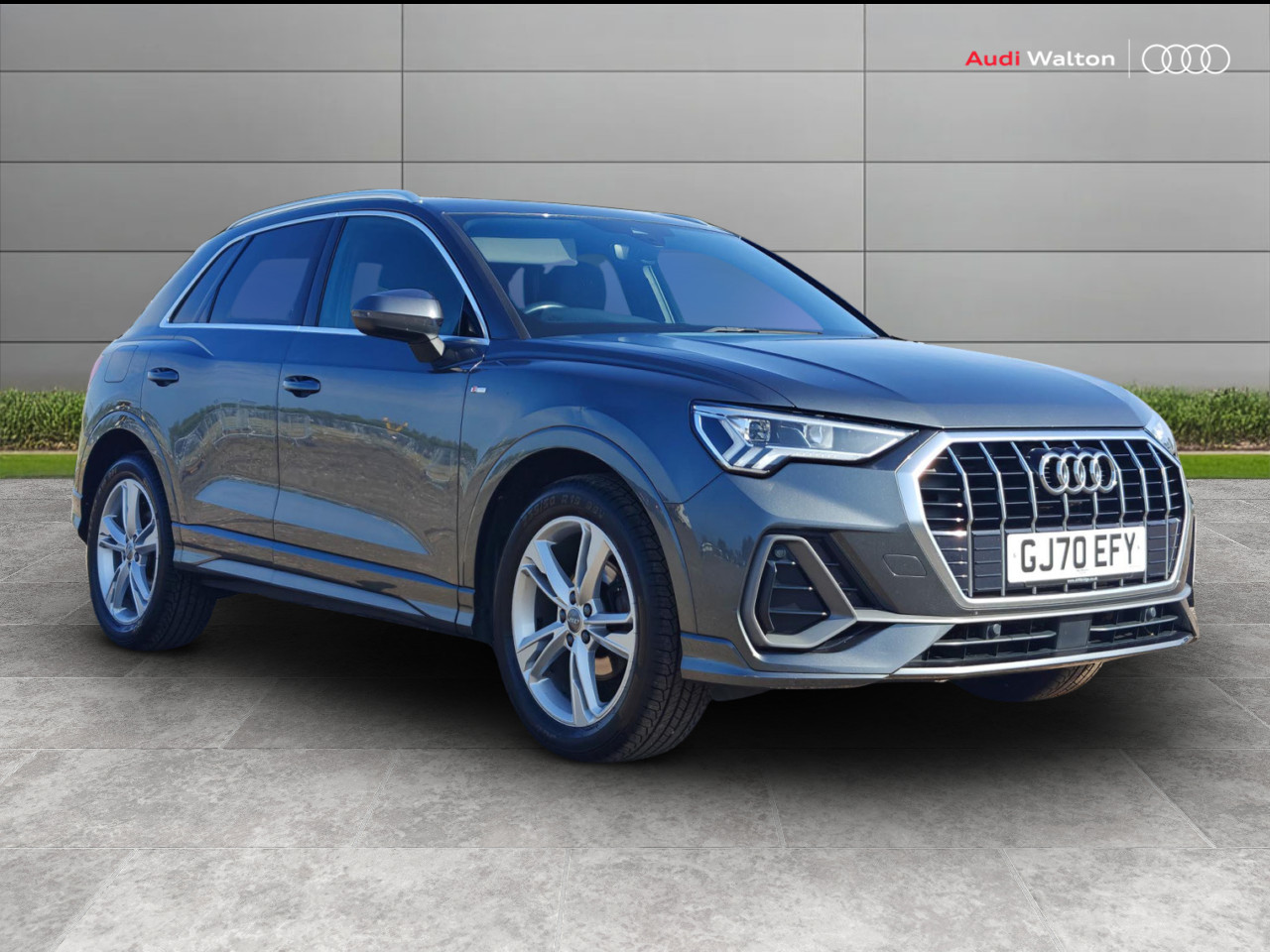 Main listing image - Audi Q3