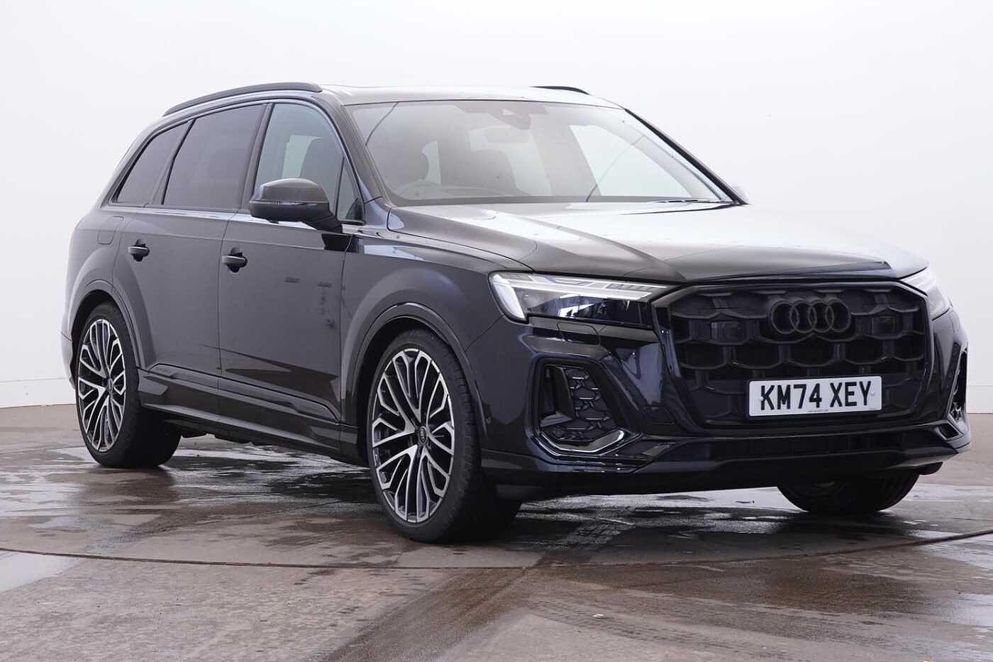 Main listing image - Audi Q7
