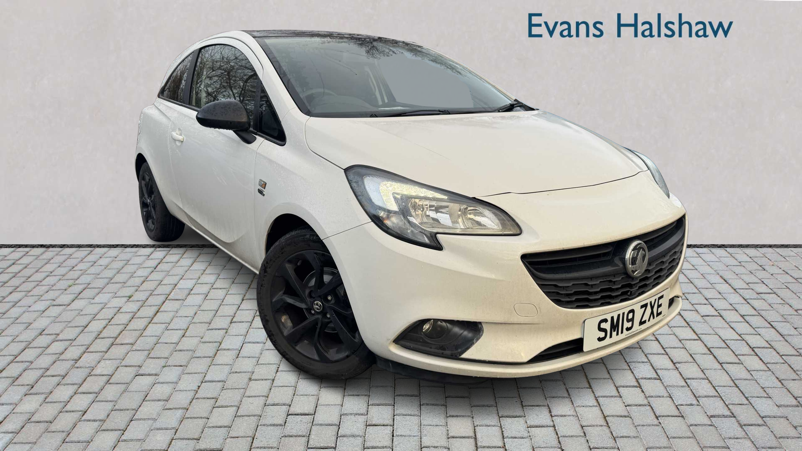 Main listing image - Vauxhall Corsa
