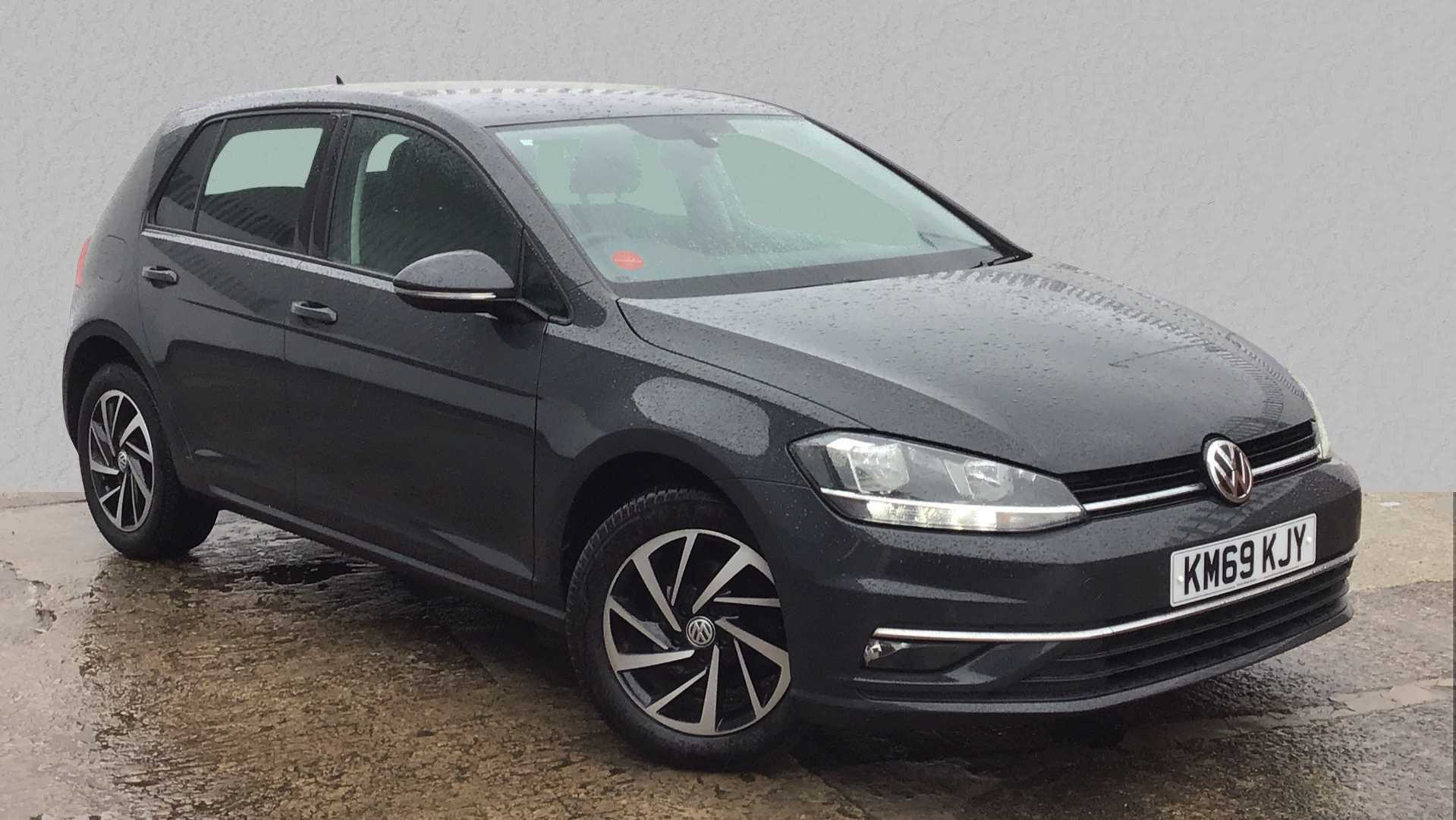 Main listing image - Volkswagen Golf