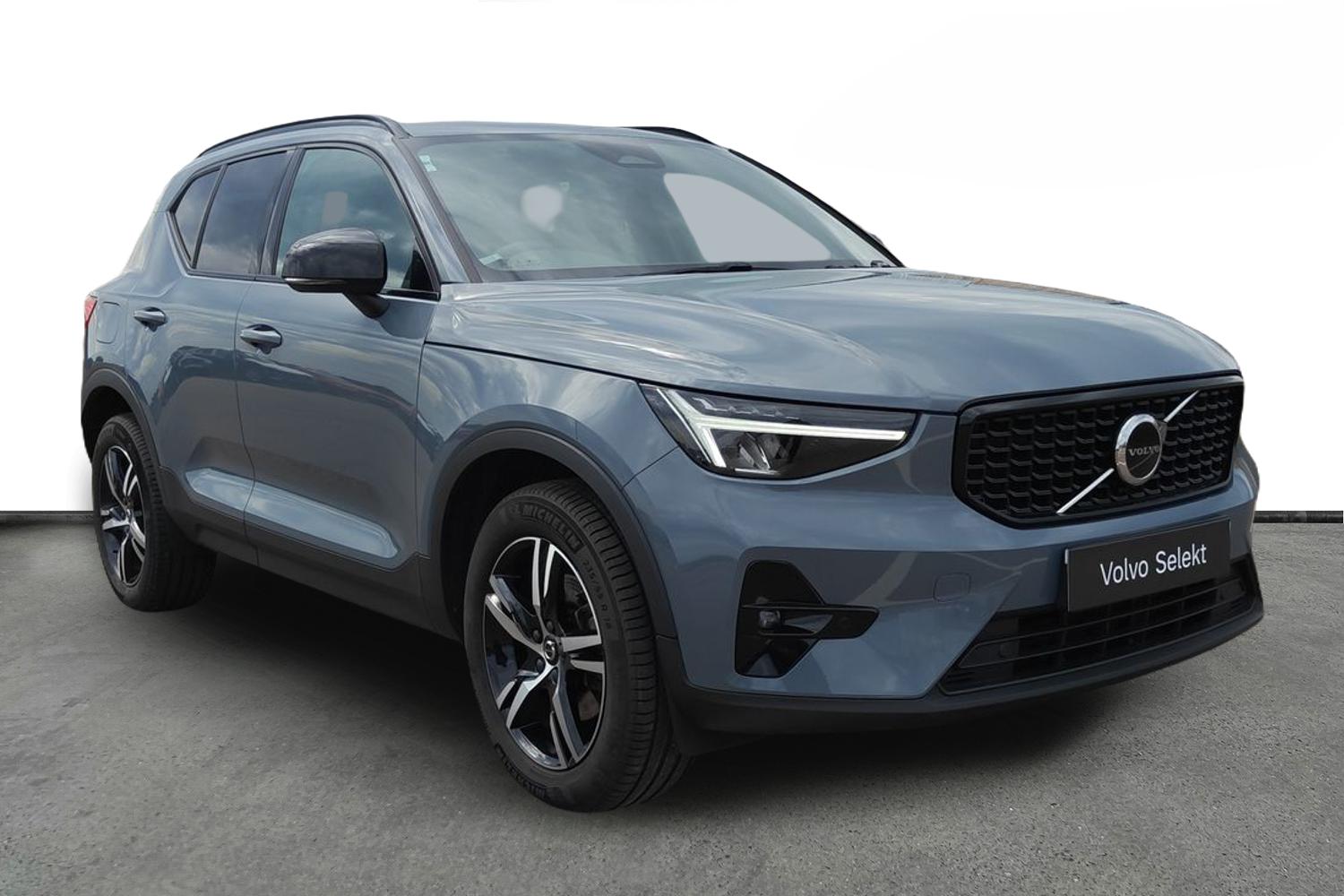 Main listing image - Volvo XC40