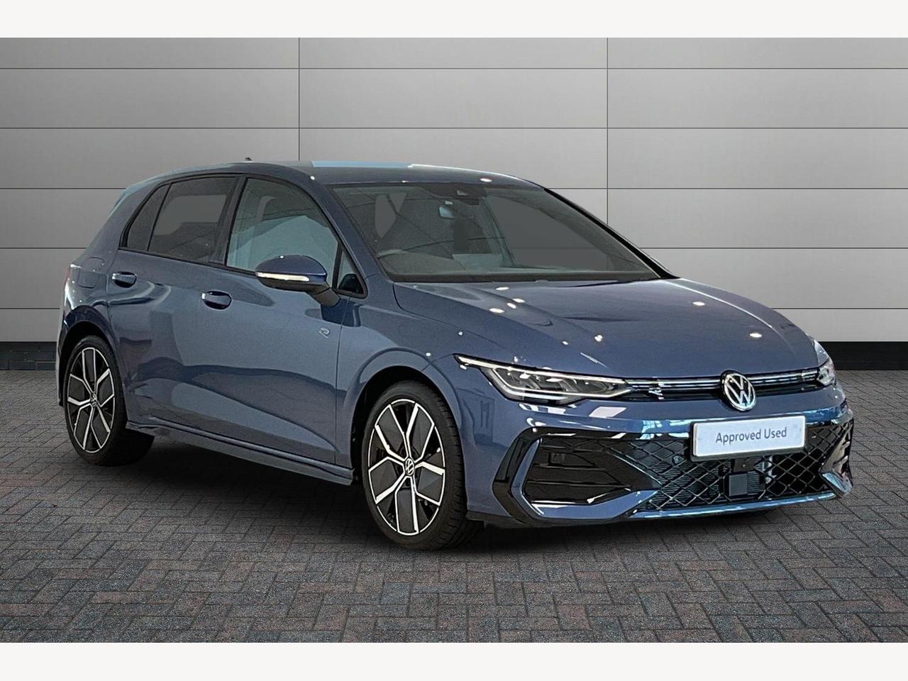 Main listing image - Volkswagen Golf