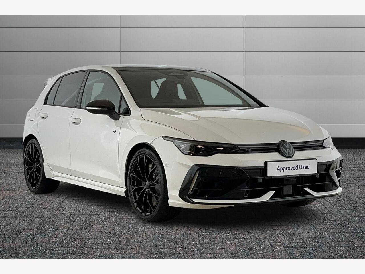 Main listing image - Volkswagen Golf R