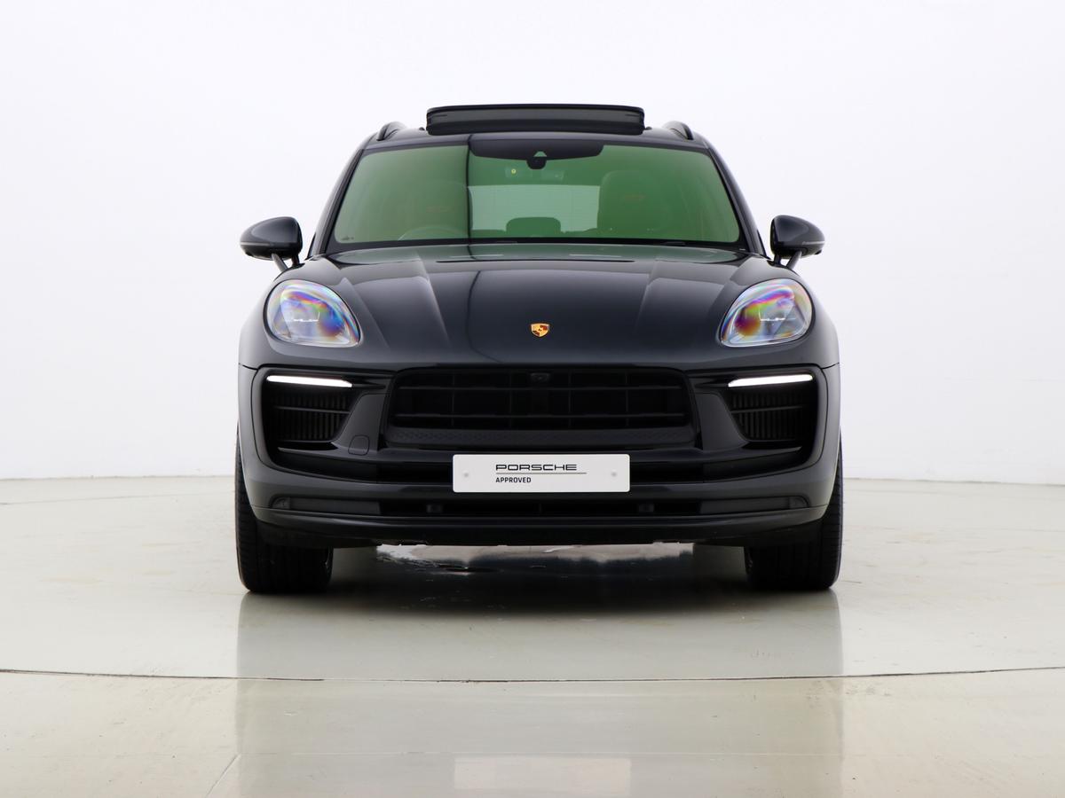 Main listing image - Porsche Macan