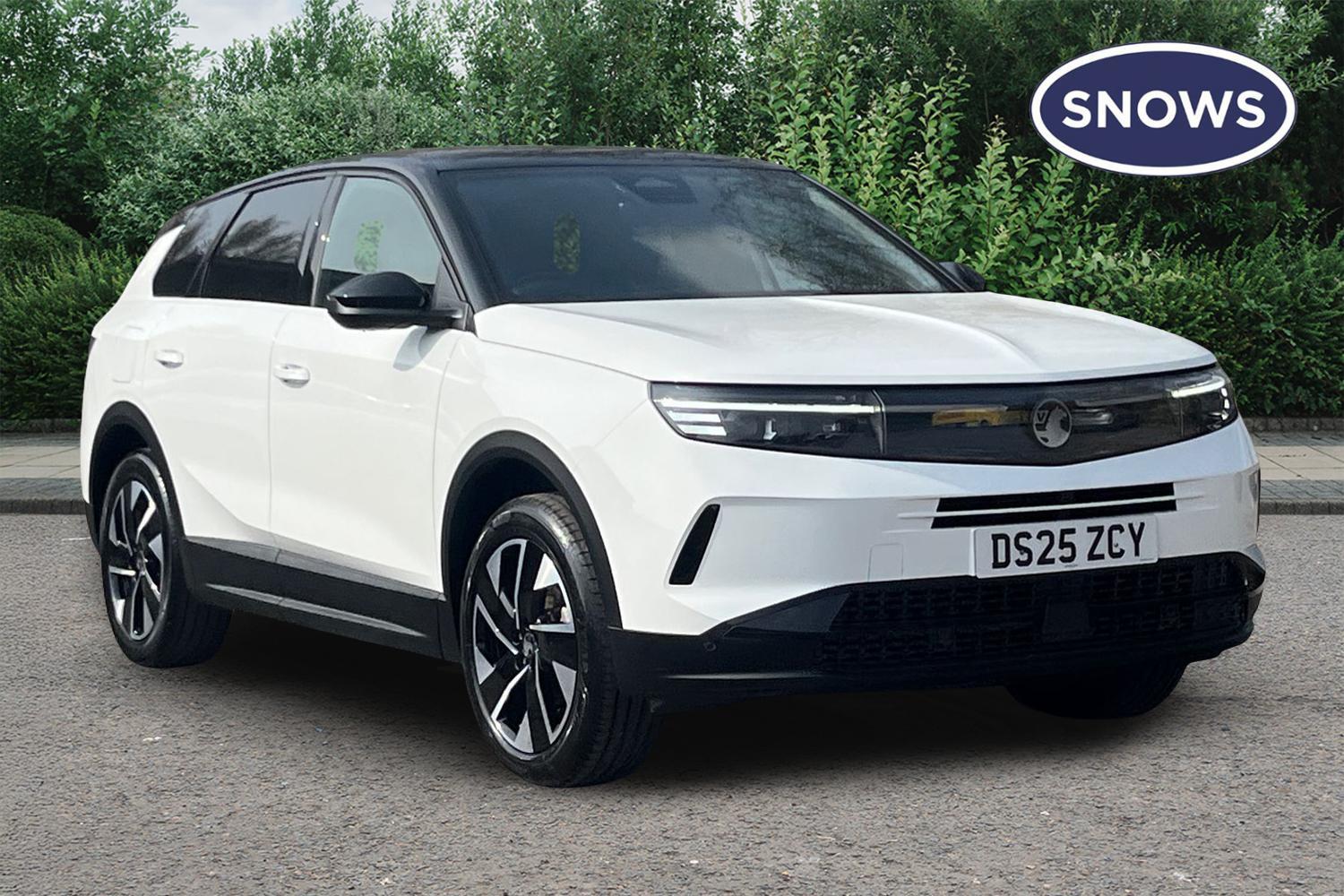 Main listing image - Vauxhall Grandland