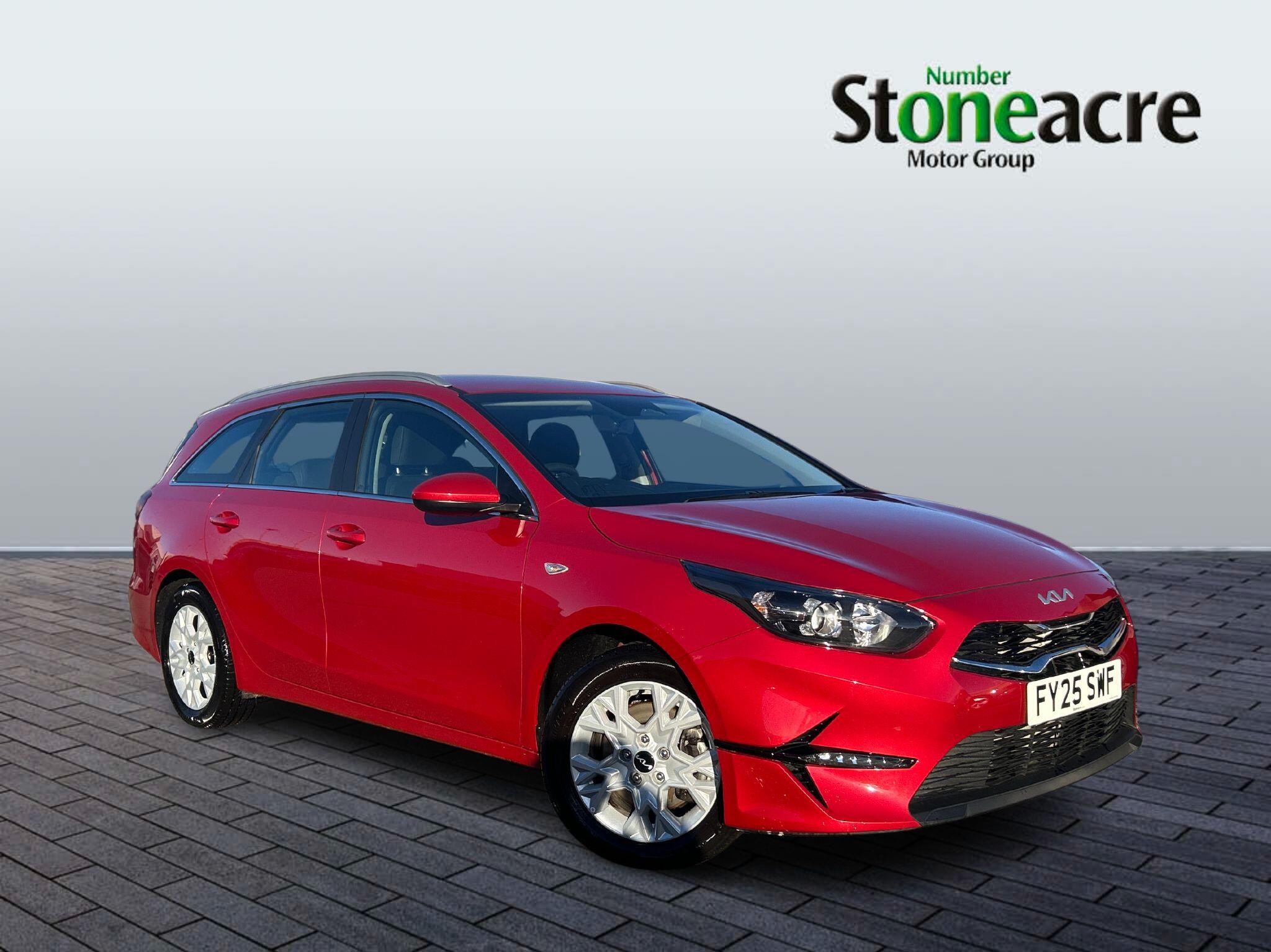 Main listing image - Kia Ceed SW