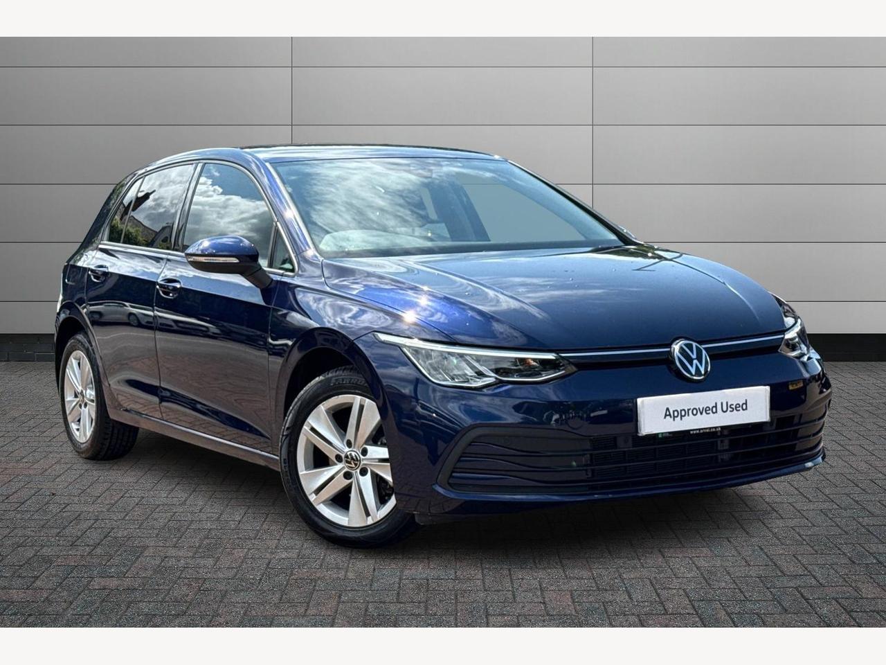Main listing image - Volkswagen Golf