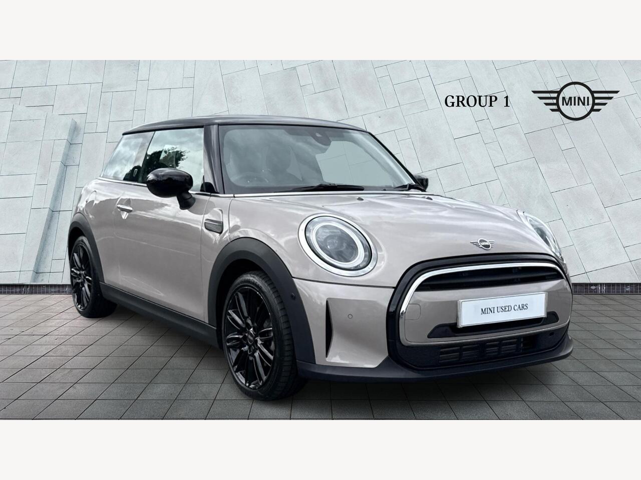Main listing image - MINI Hatchback