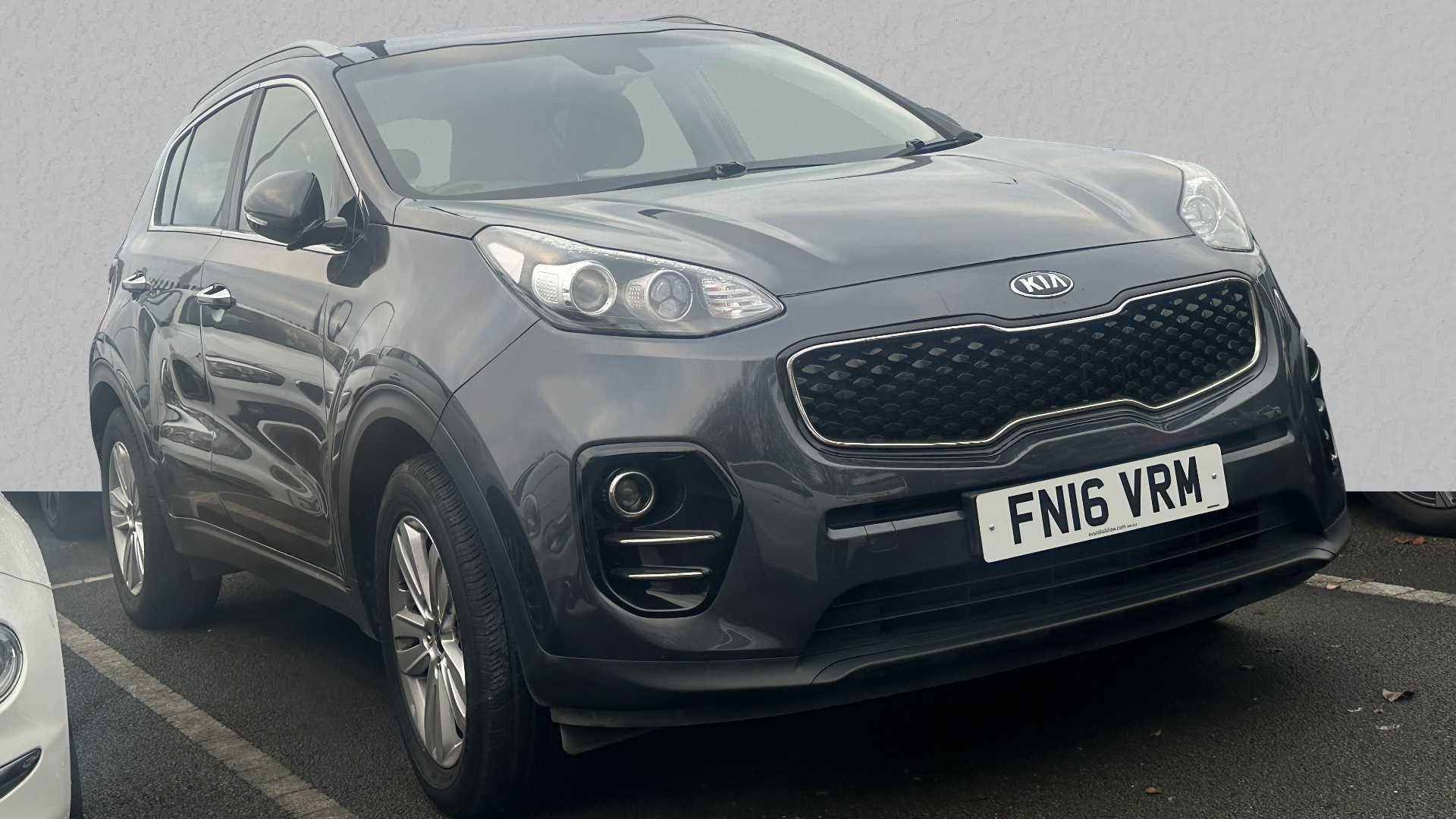 Main listing image - Kia Sportage