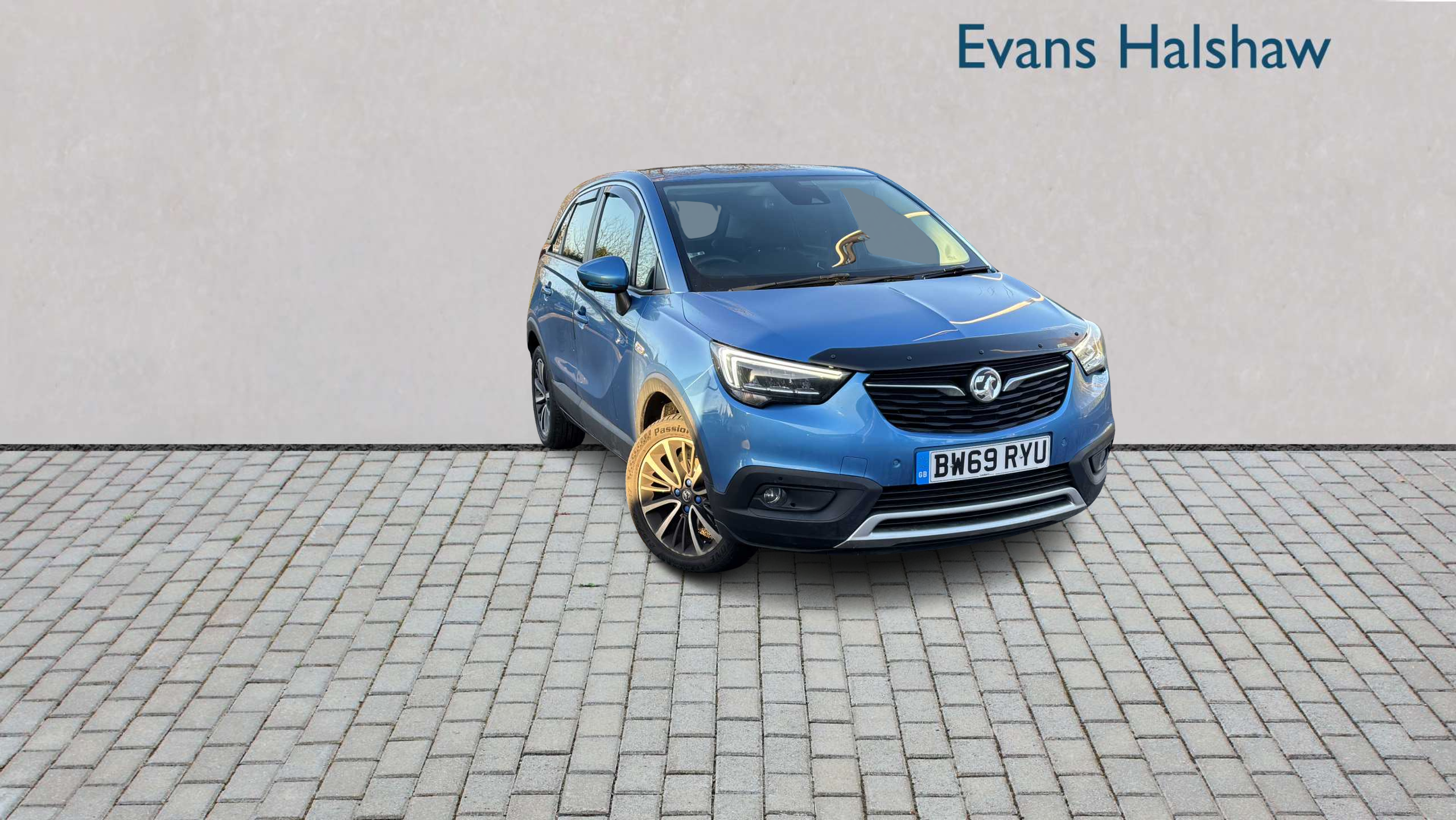 Main listing image - Vauxhall Crossland X