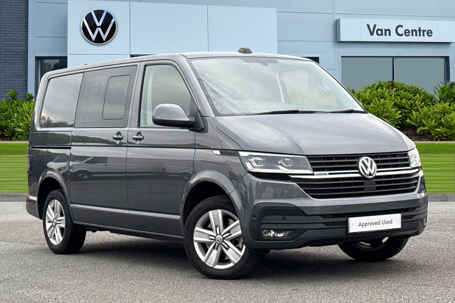 Main listing image - Volkswagen Transporter