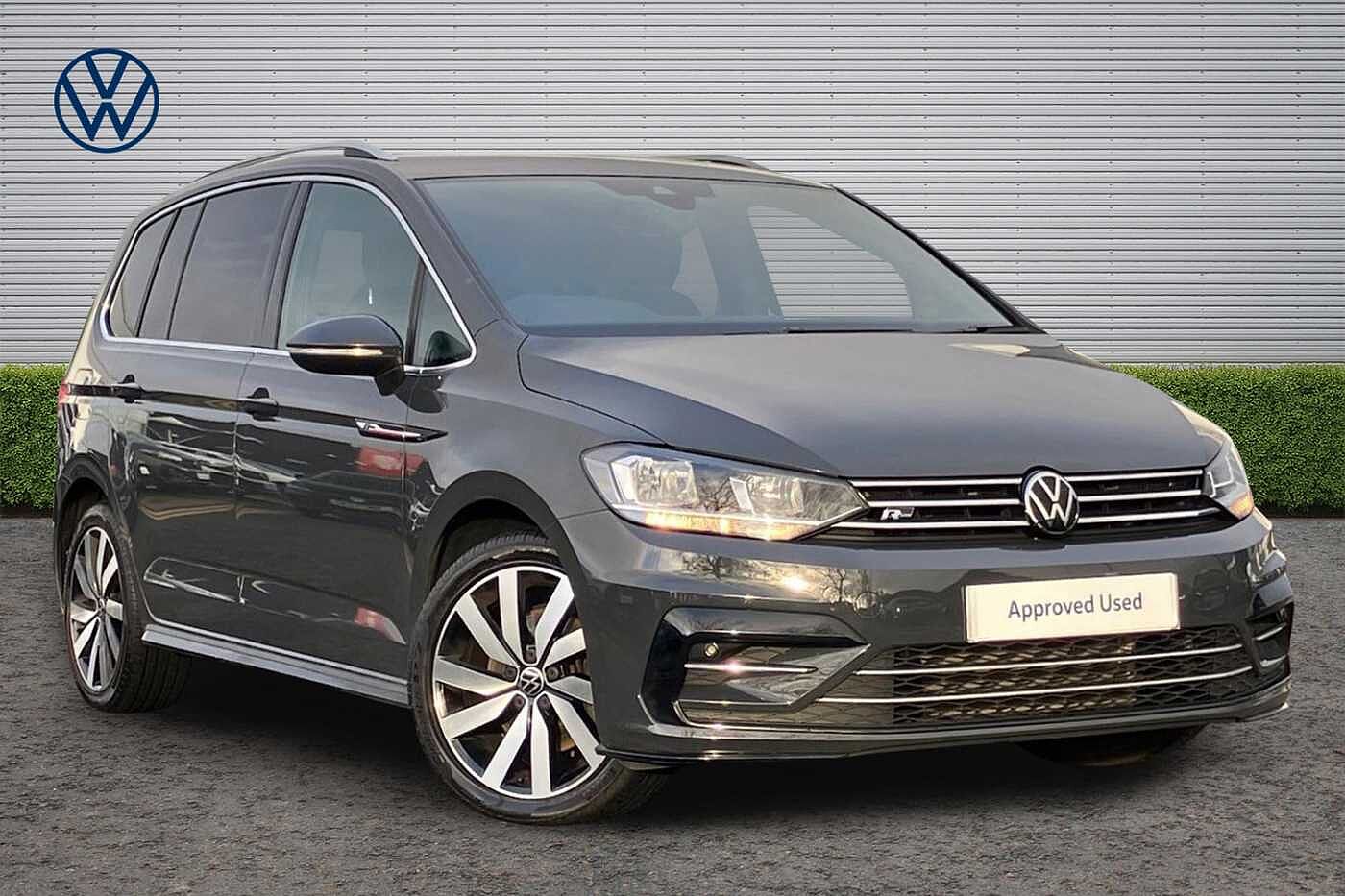 Main listing image - Volkswagen Touran