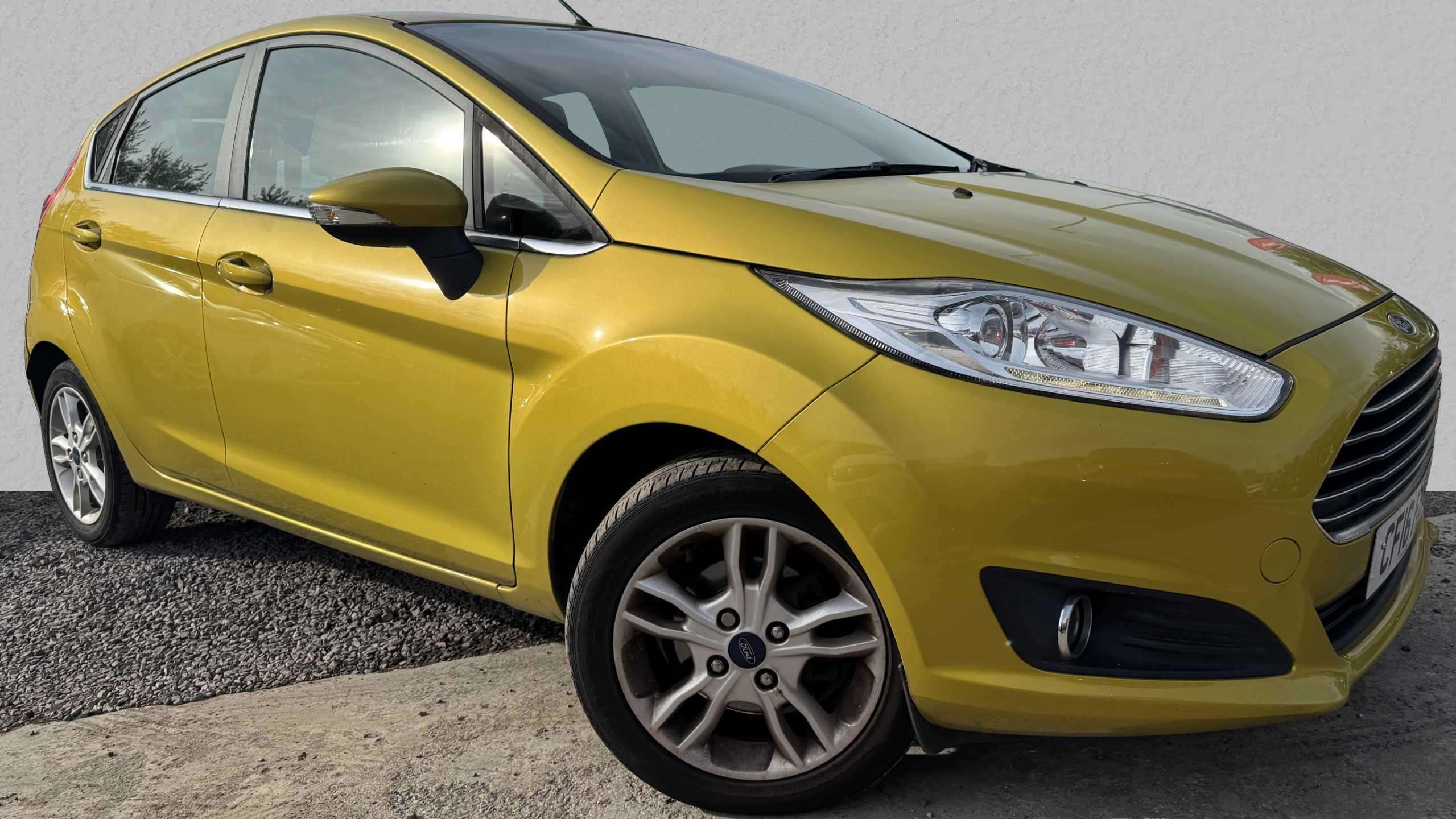 Main listing image - Ford Fiesta