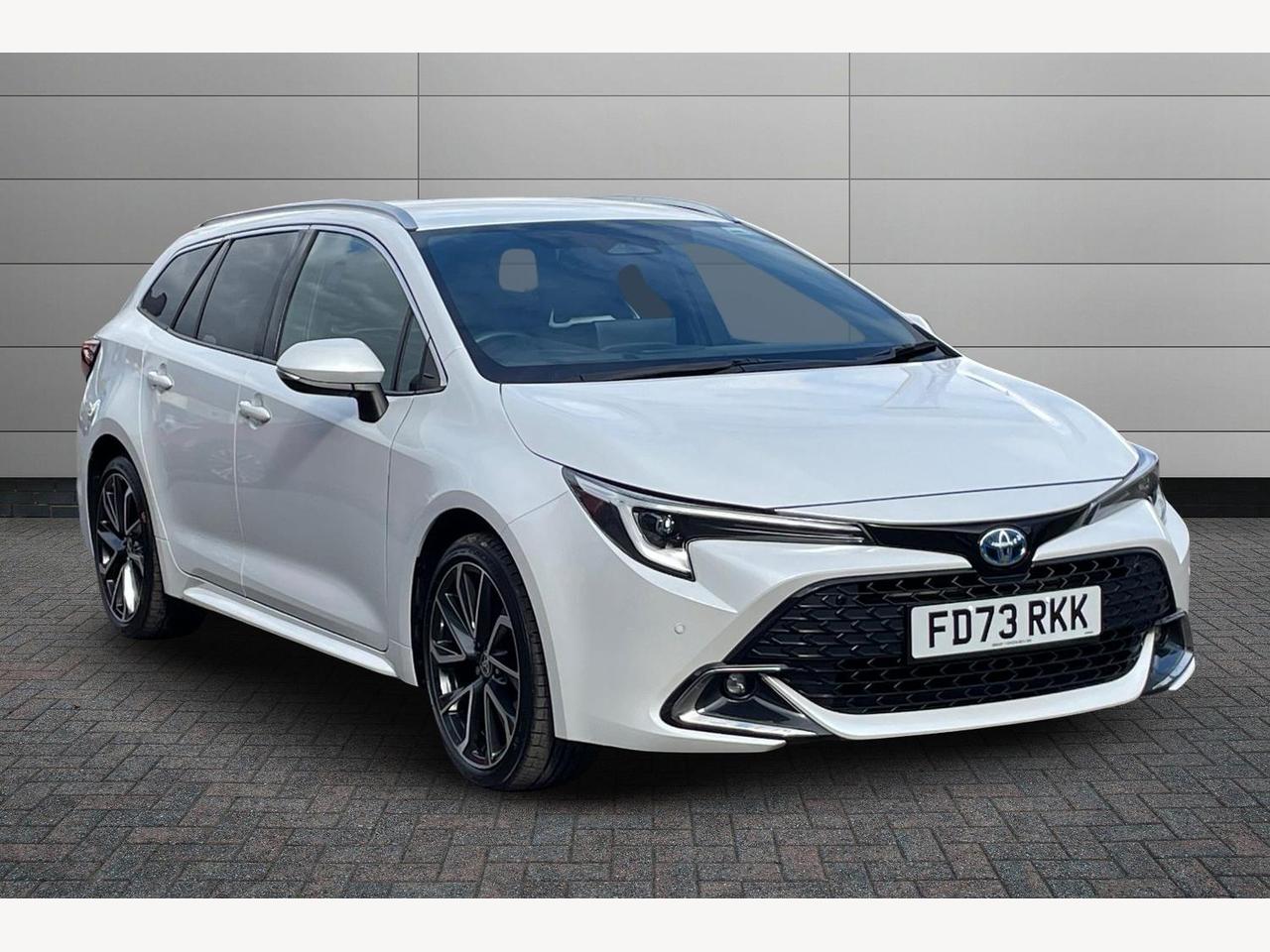 Main listing image - Toyota Corolla Touring Sport