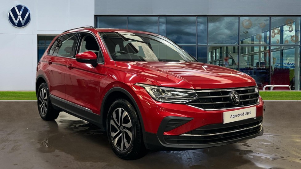 Main listing image - Volkswagen Tiguan