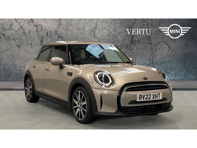 Main listing image - MINI Hatchback 5dr