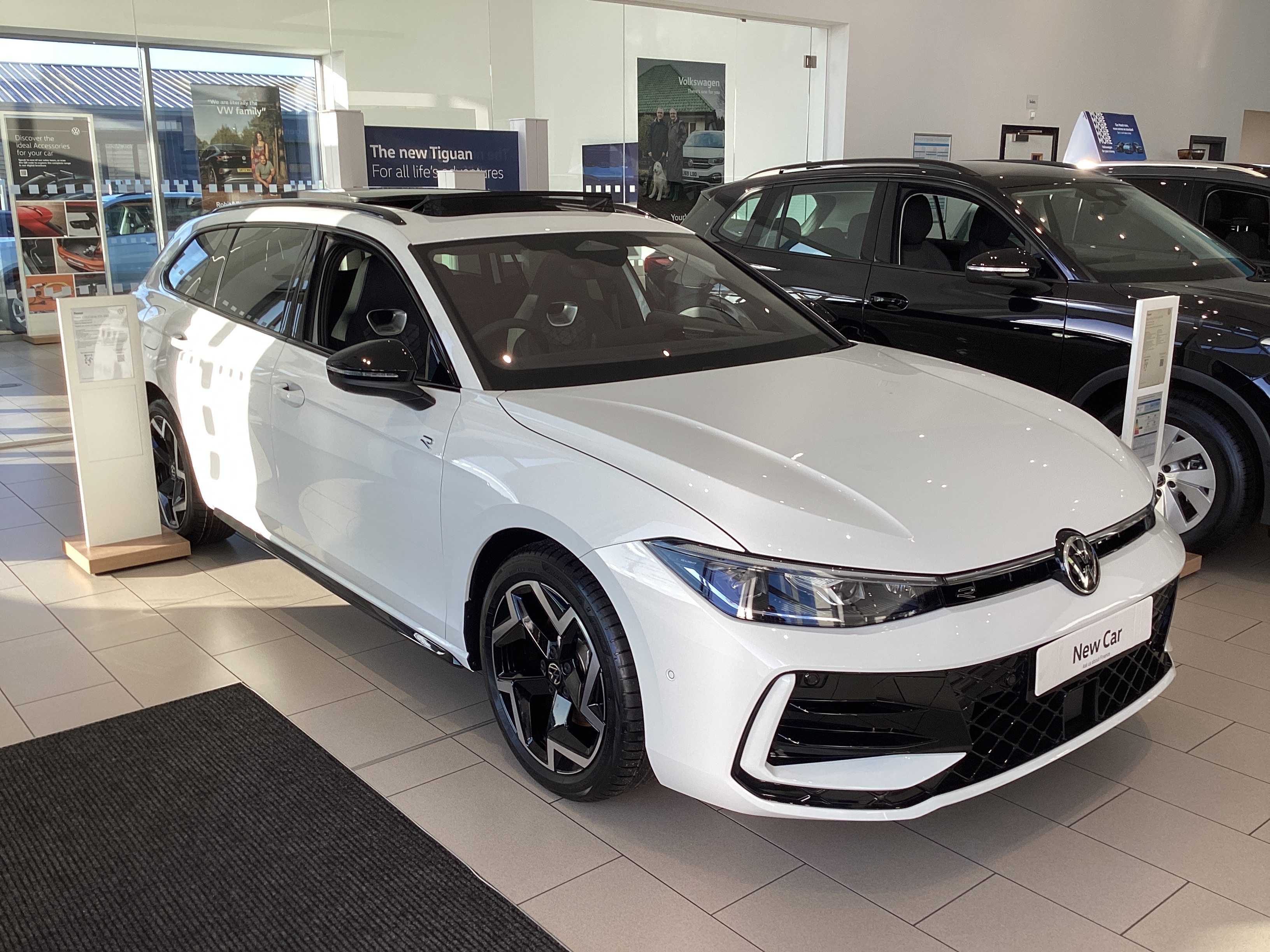 Main listing image - Volkswagen Passat Estate