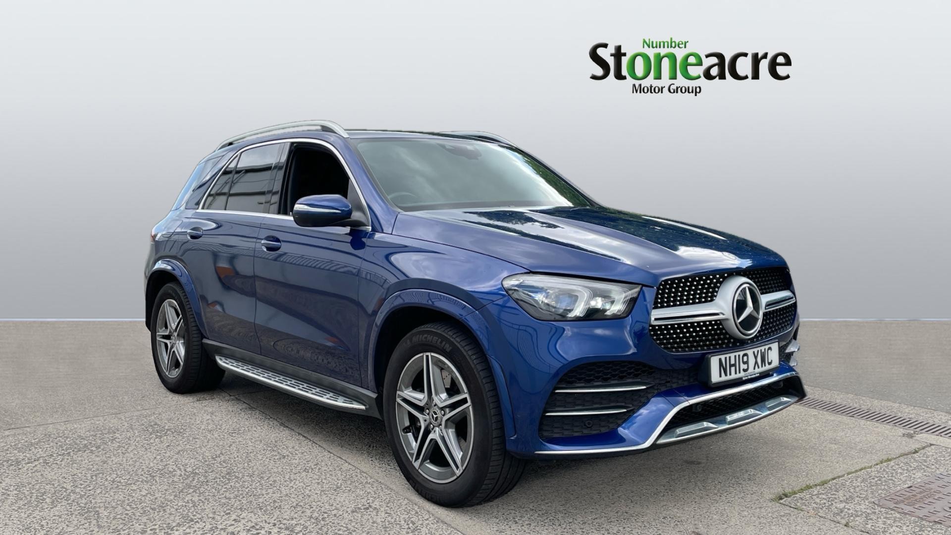 Main listing image - Mercedes-Benz GLE
