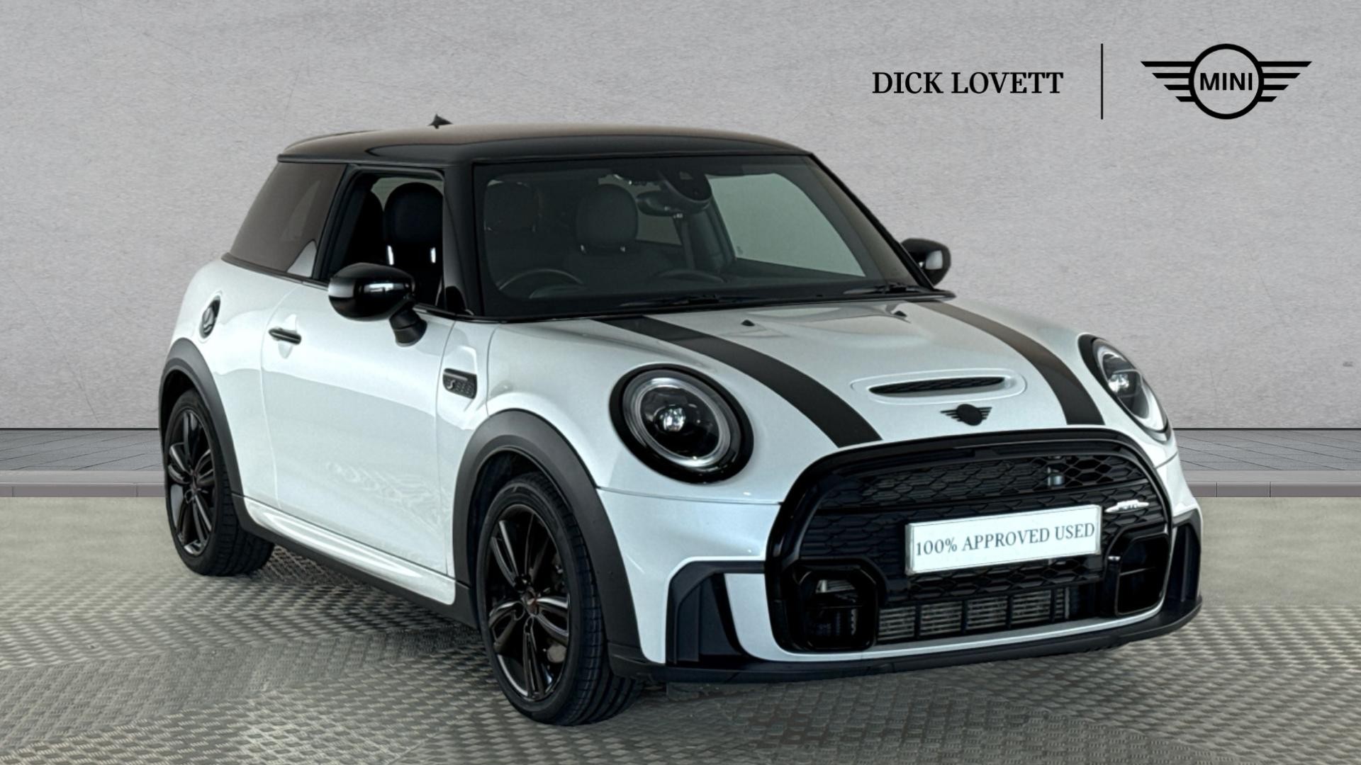 Main listing image - MINI Hatchback