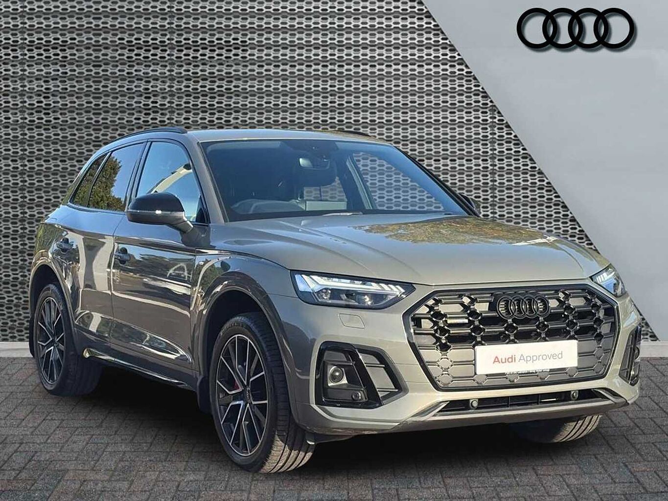 Main listing image - Audi Q5
